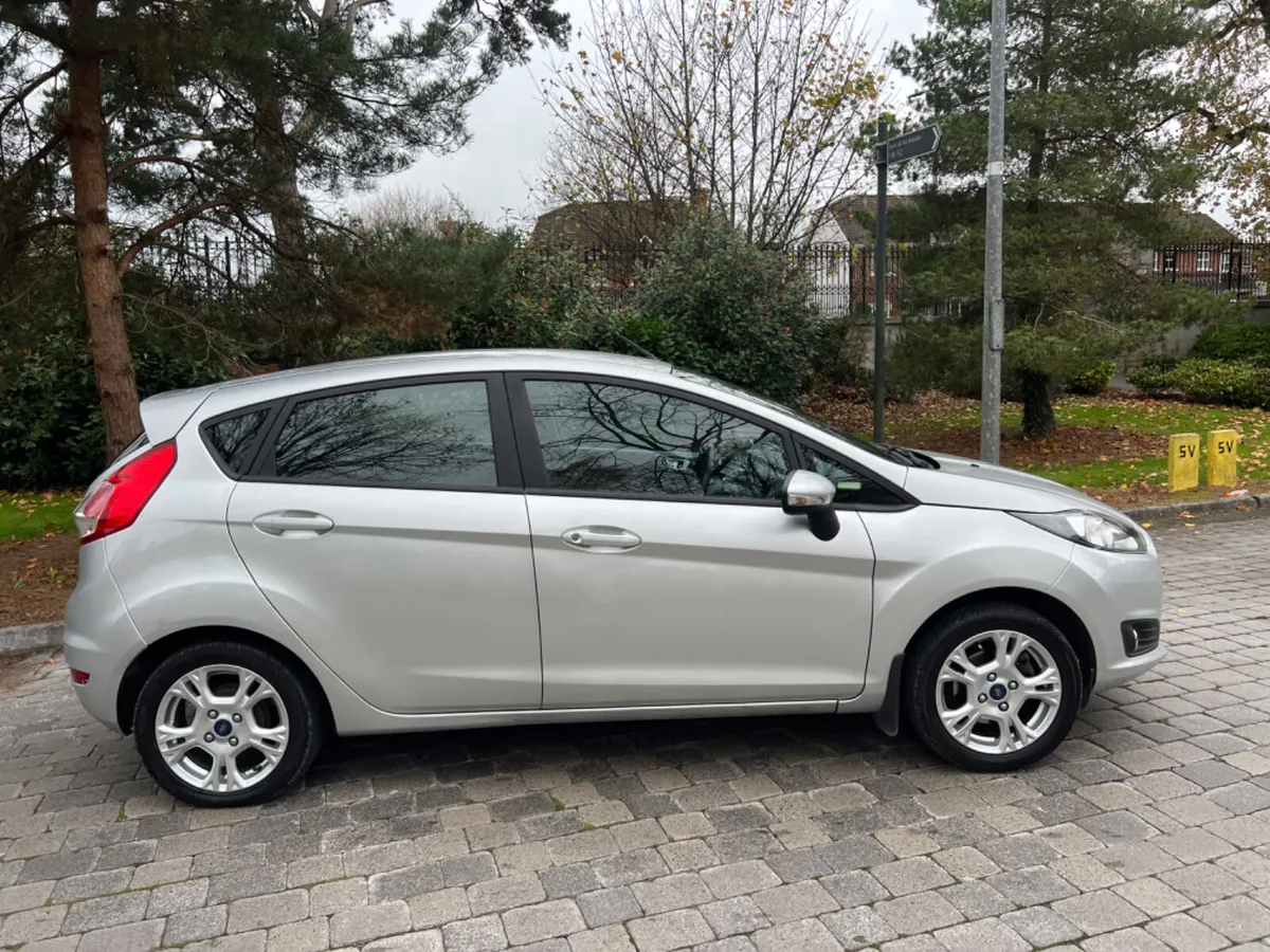 Ford Fiesta 2016 1.25 LOW KMS 5 Door - Image 3