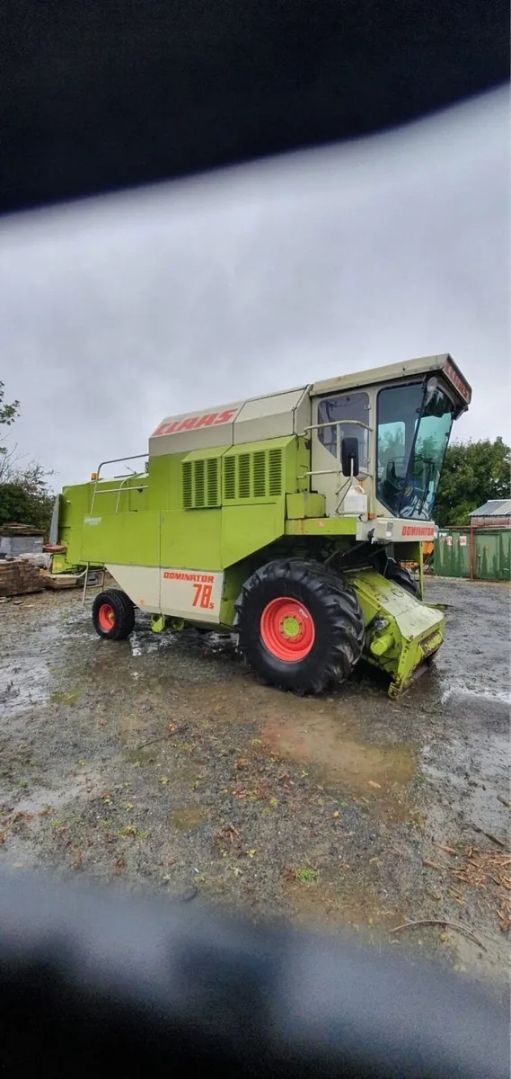 Claas Dominator Combine - Image 2