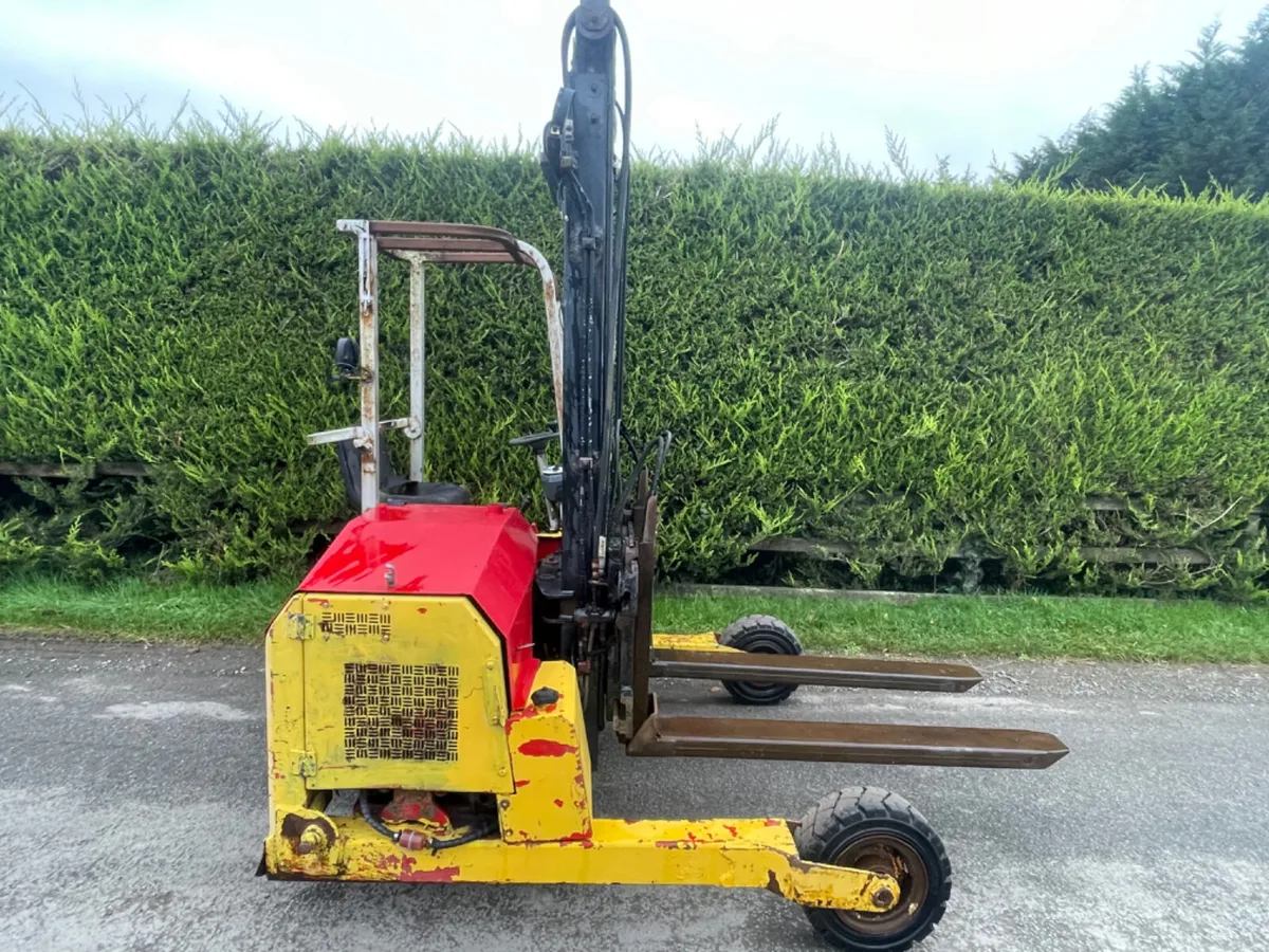 Moffet mounty forklift - Image 2