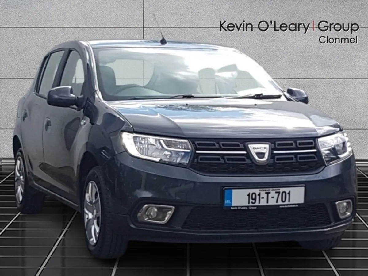 Dacia Sandero Signature SCE 75 My18 4DR - Image 1