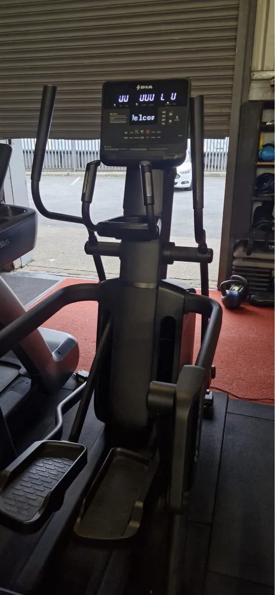 Cross trainer for sale in Co. Cork for 2 499 on DoneDeal