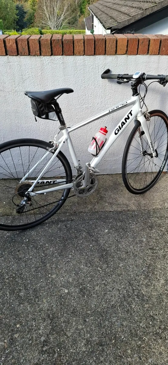 Giant Rapid 2 Hybrid road Bike for sale in Co. Wicklow for 290 on DoneDeal