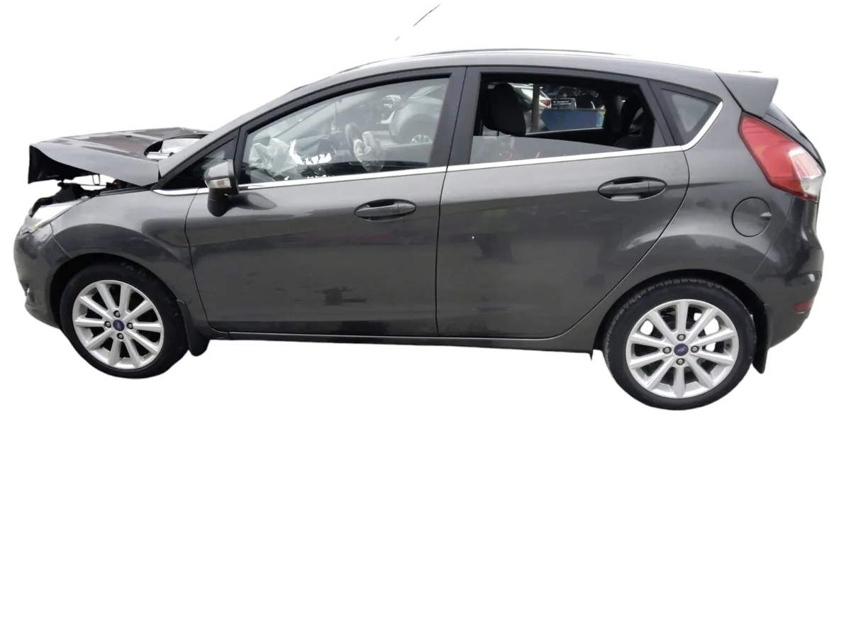 2016 FORD FIESTA For Breaking/Dismantling - Image 4