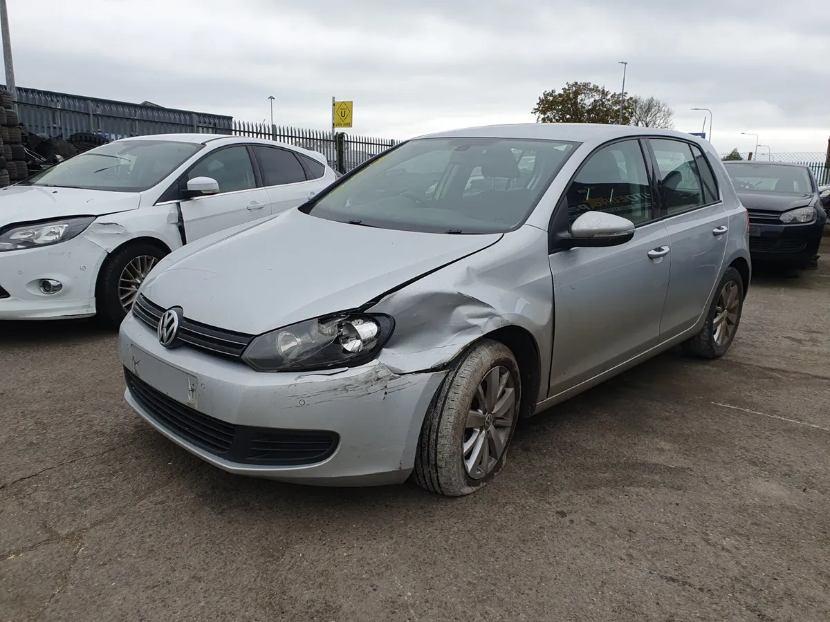 11 VOLKSWAGEN GOLF  2.0 TDI (CFF) FOR BREAKING - Image 2