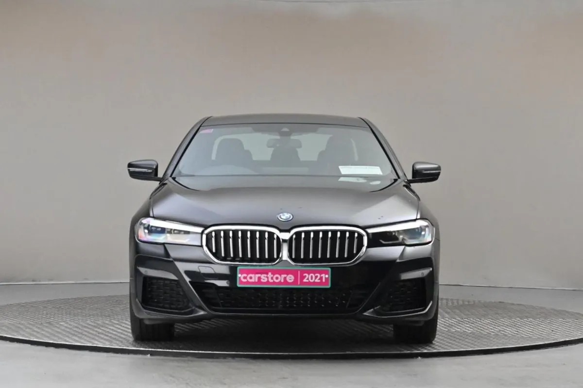 BMW 5 Series 530 E M Sport Edrive 12kwh Phev 292 - Image 2