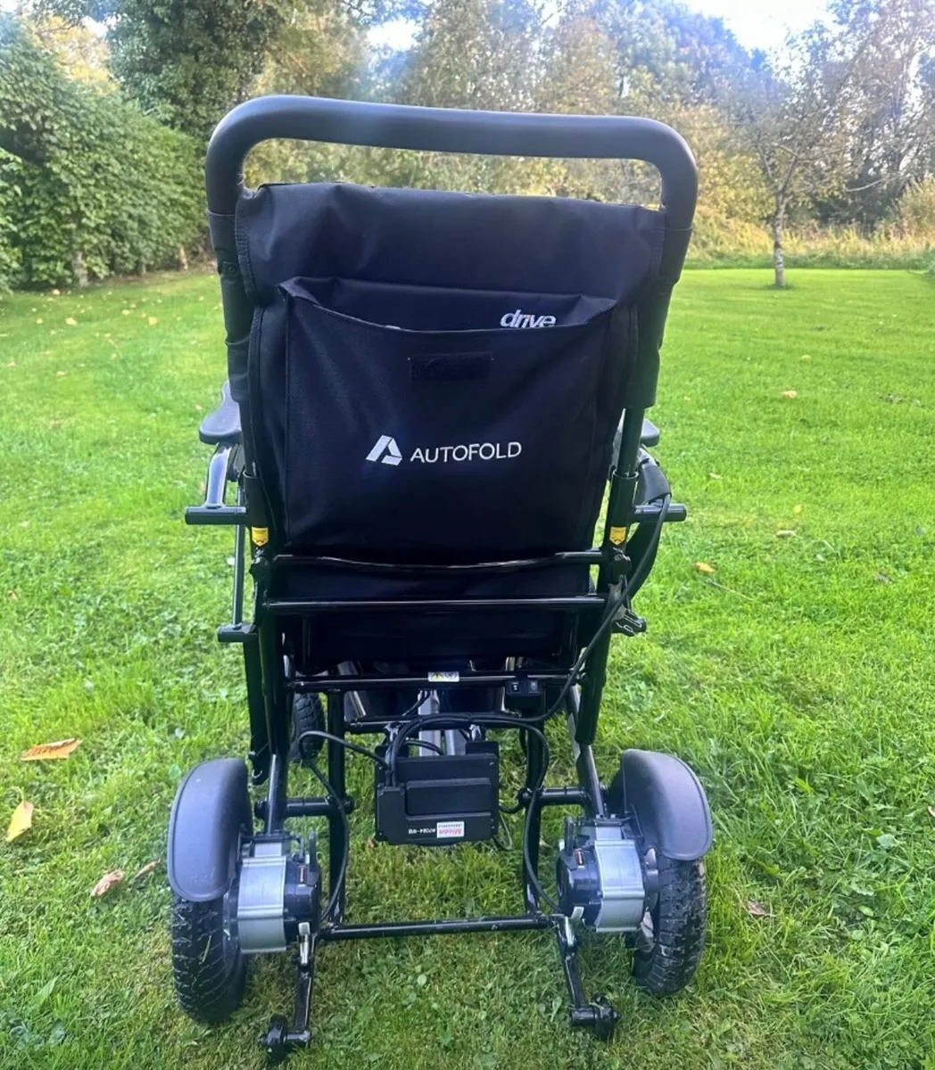 Motorised Wheelchair Devilbiss autofolding power c - Image 3