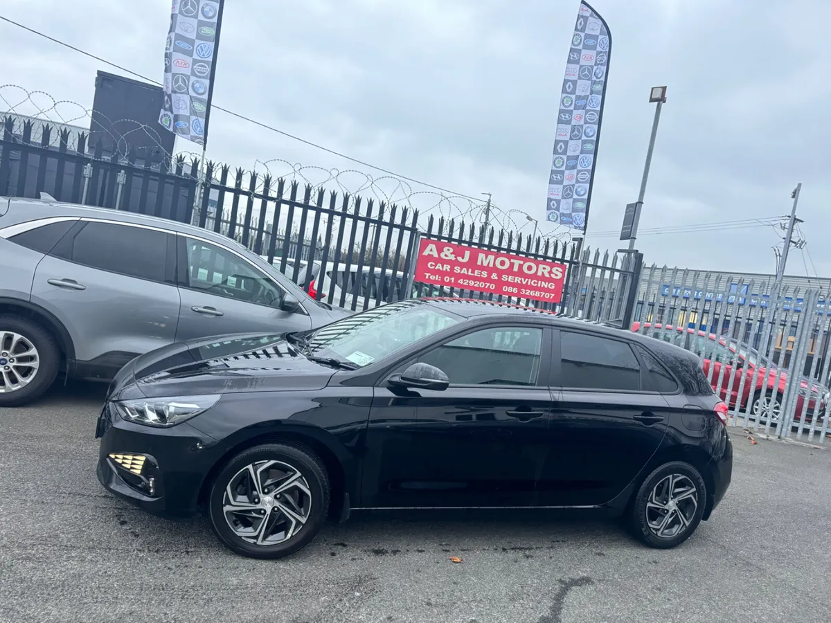 2021 Hyundai i30  1.6 Diesel - Image 3