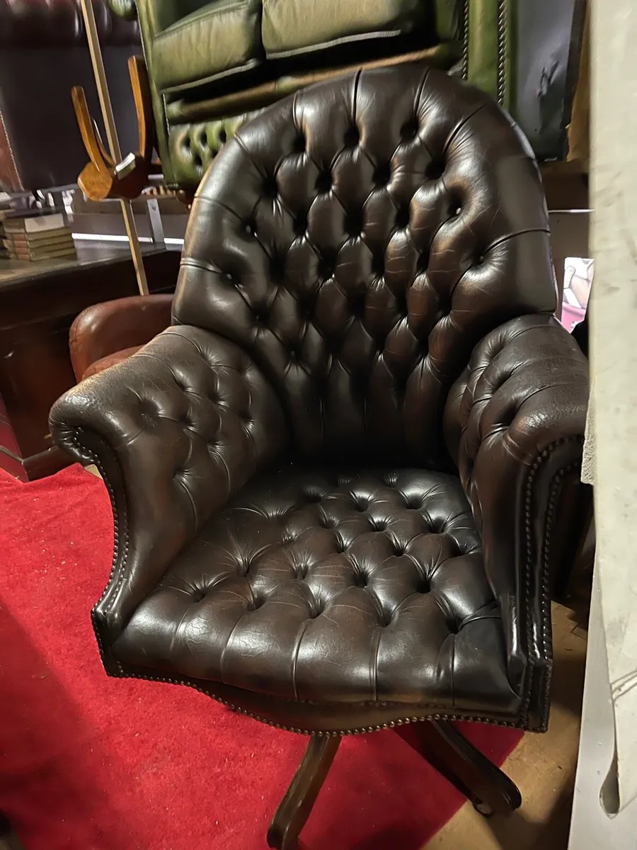 Captains chair and desk for sale hotsell