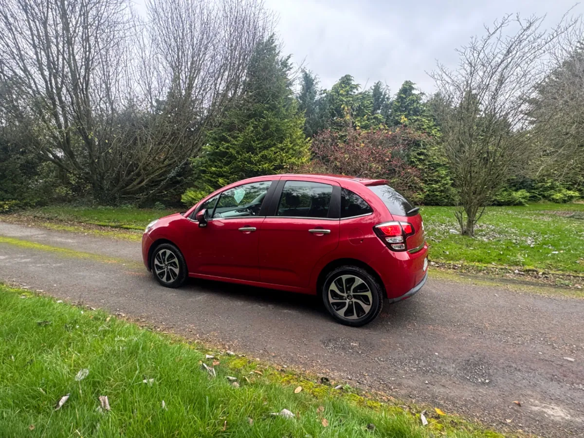 15 Citroen C3 1.2 automatic - Image 3