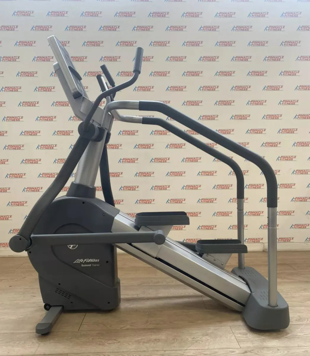 Life fitness summit trainer clearance