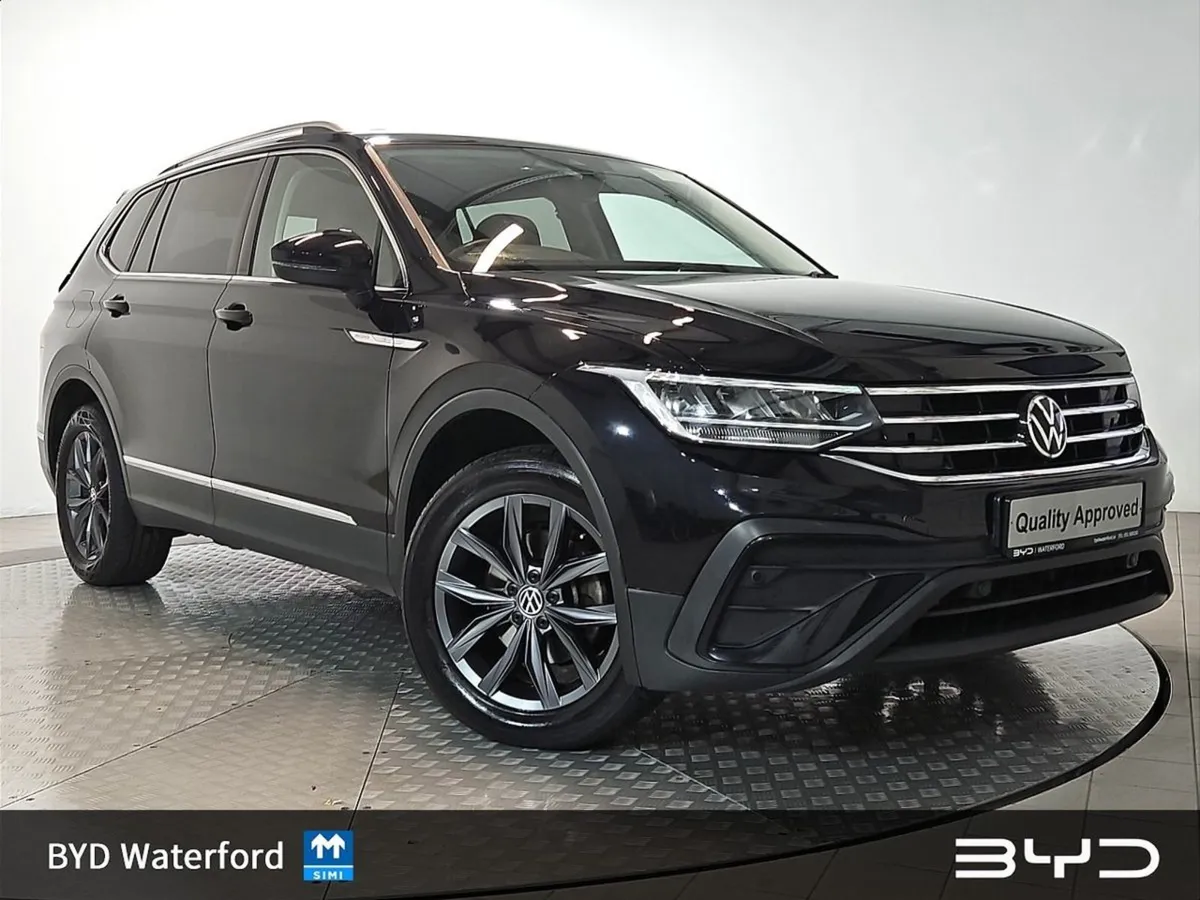 Volkswagen Tiguan Allspace Life  automatic Diesel - Image 1