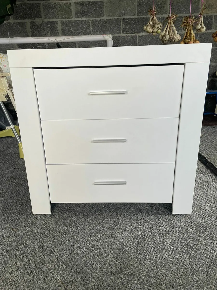 Chest of Drawers for sale - Image 1