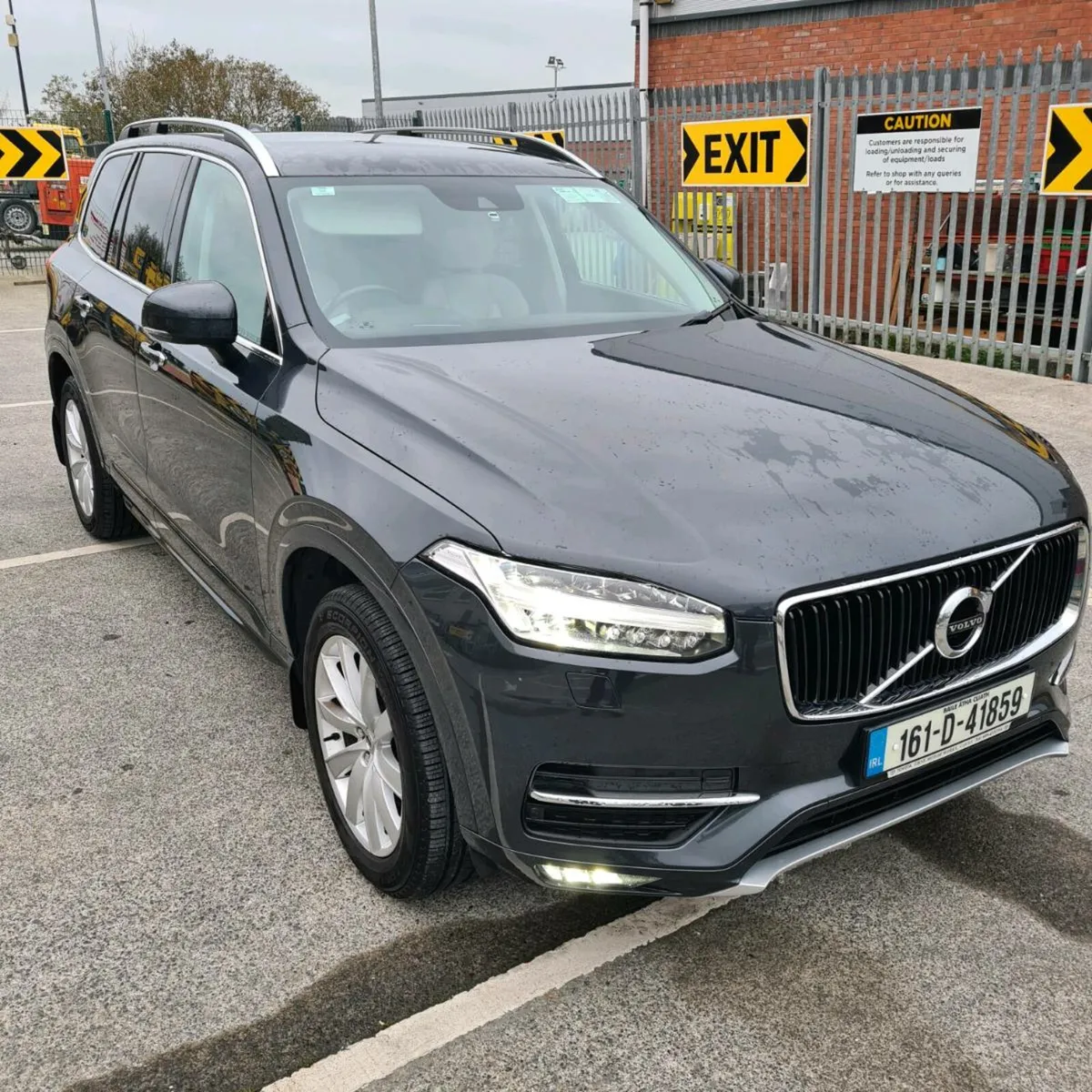 Volvo XC90 2.0 D5 Momentum GT - Image 1