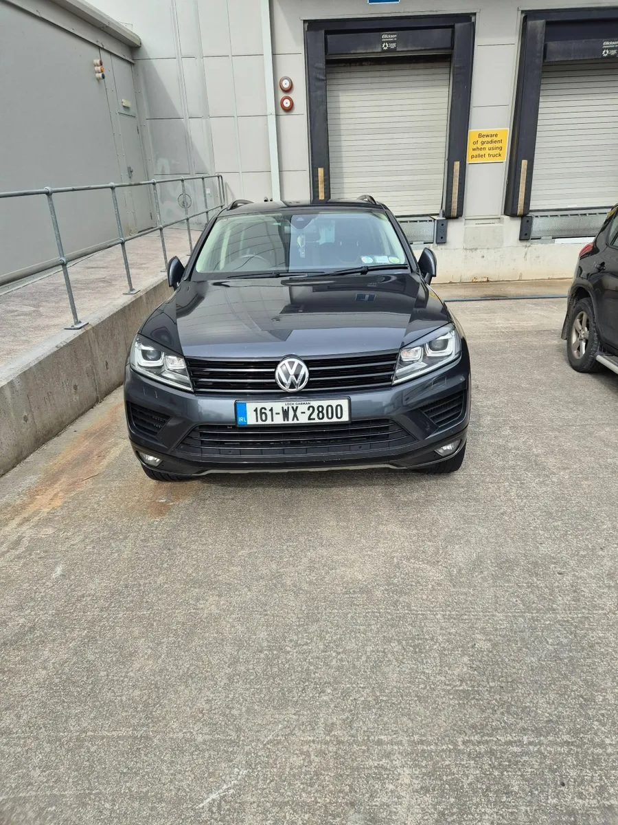 Volkswagen Touareg 5SEATER CREWCAB N1 - Image 3