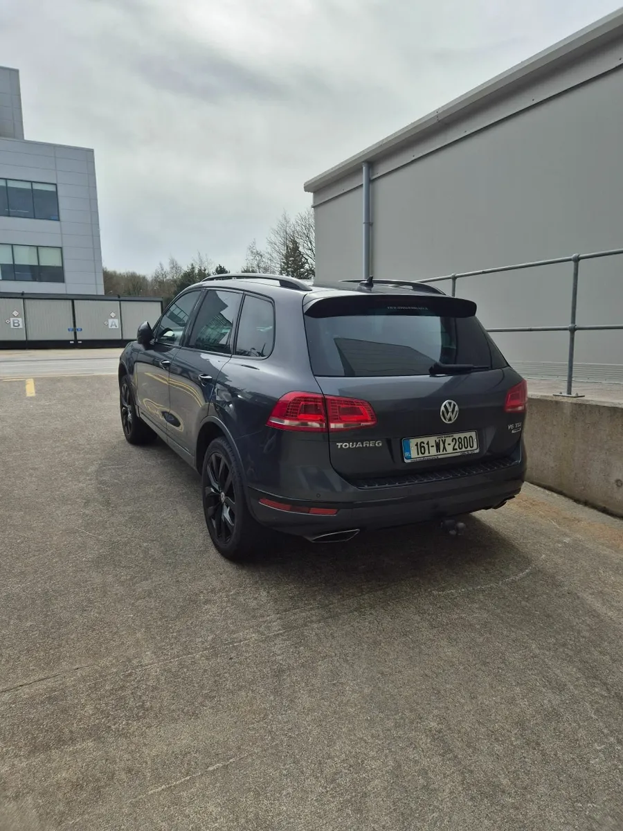 Volkswagen Touareg 5SEATER CREWCAB N1 - Image 4