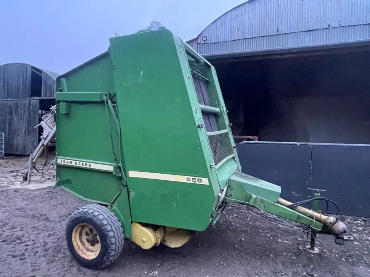 John Deere 550 Baler - Image 1