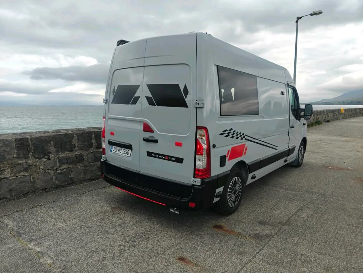 Renault master camper 2020 year - Image 4