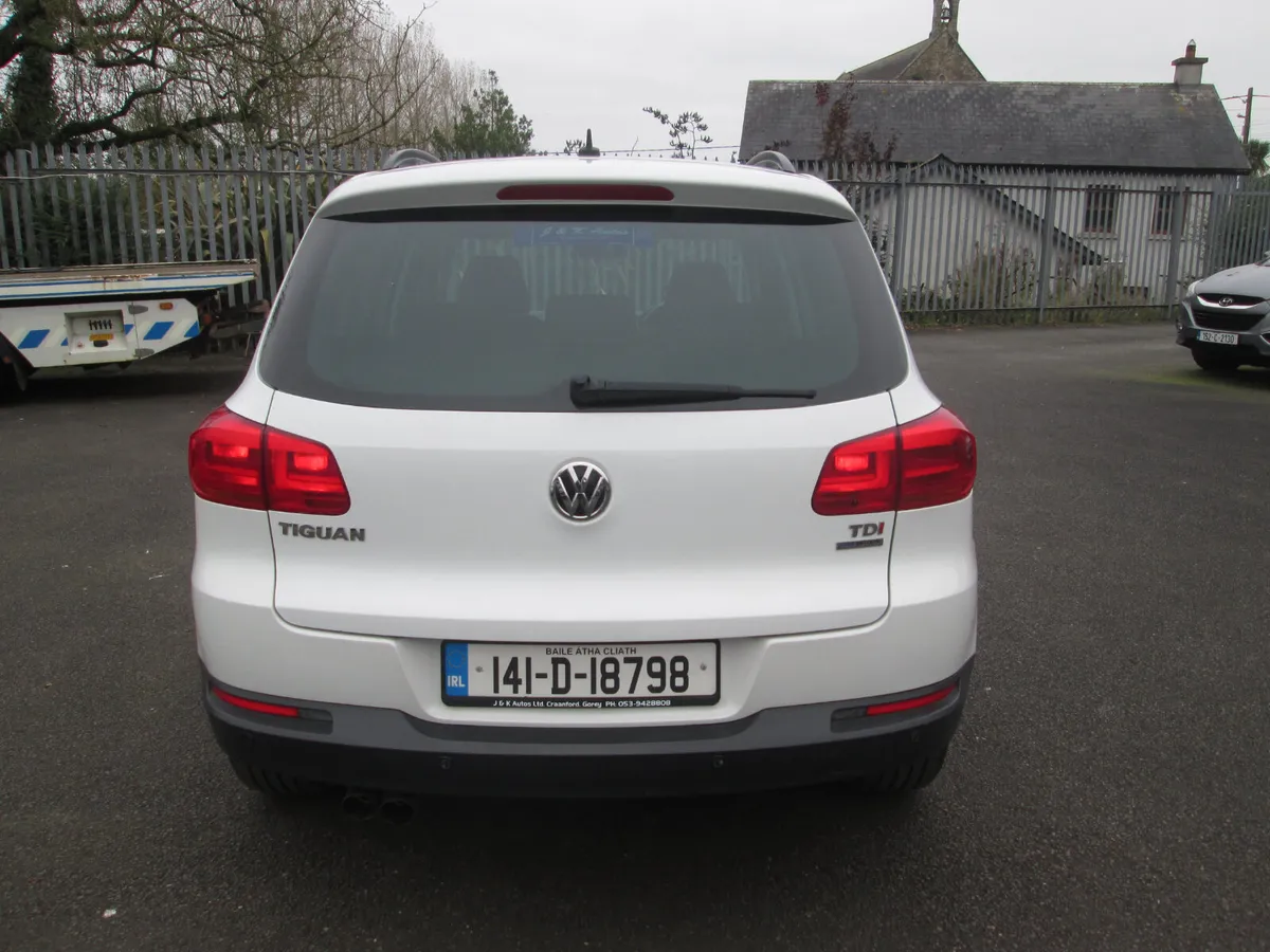 Volkswagen Tiguan 2014, 2.0 TDI 110BHP - Image 2