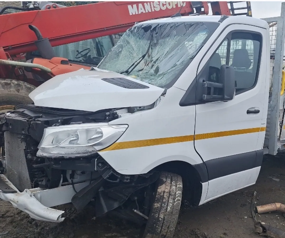 2024 Mercedes Sprinter For Dismantling