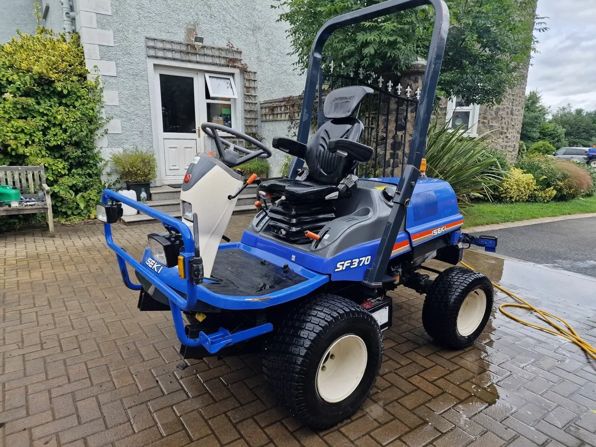 2017 19 ISEKI 37hp ride on mower unit yard scraper for sale in Co. Down for 4 995 on DoneDeal