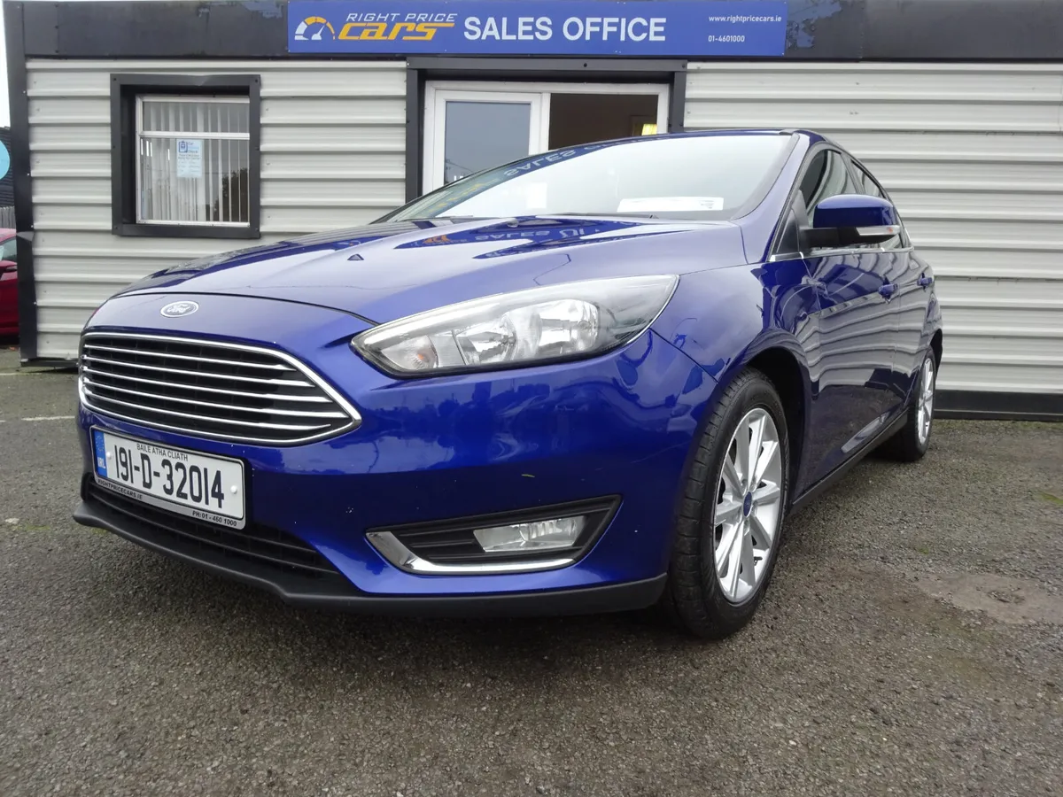 FORD FOCUS 1.0 PETROL 5 DOOR TITANIUM - Image 3