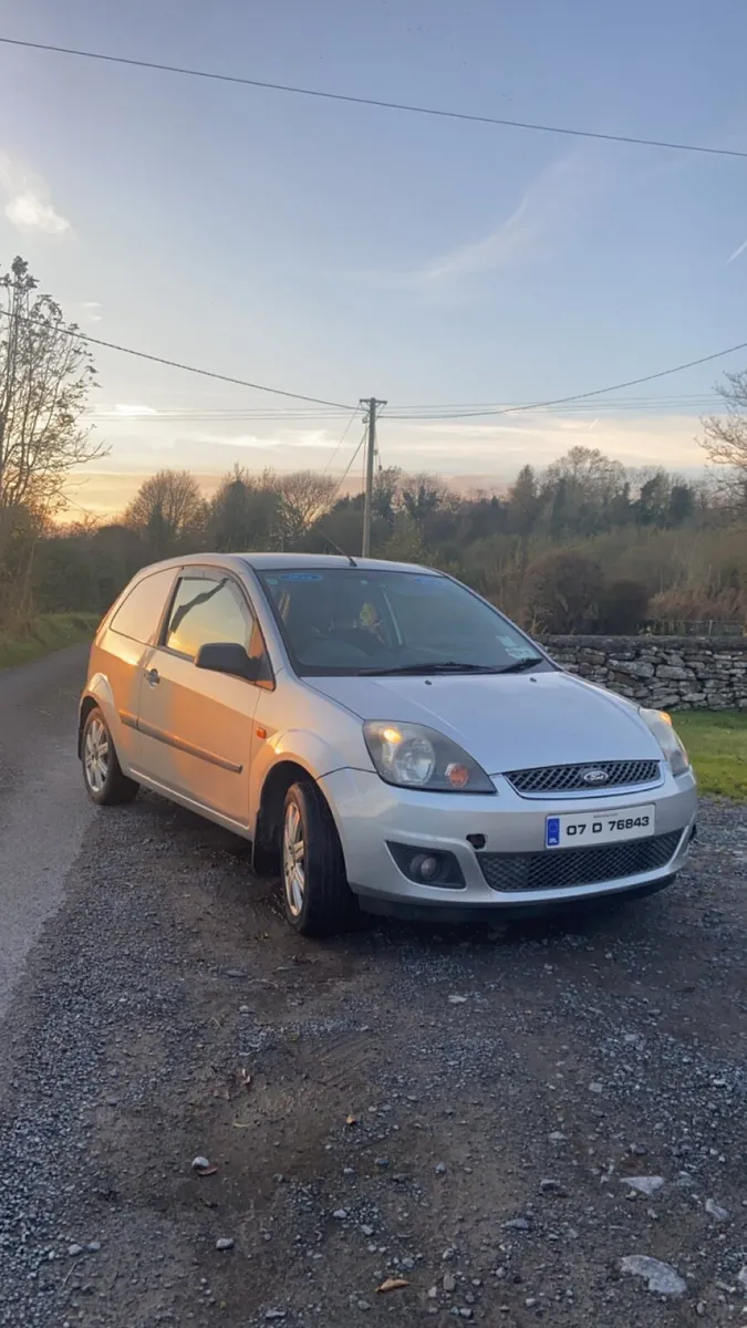 Ford Fiesta - Image 3