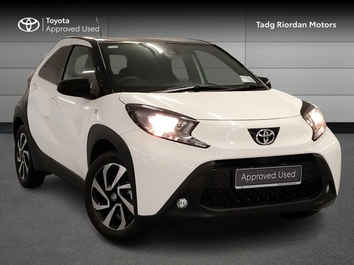 Toyota Aygo X Design (white) - Image 1