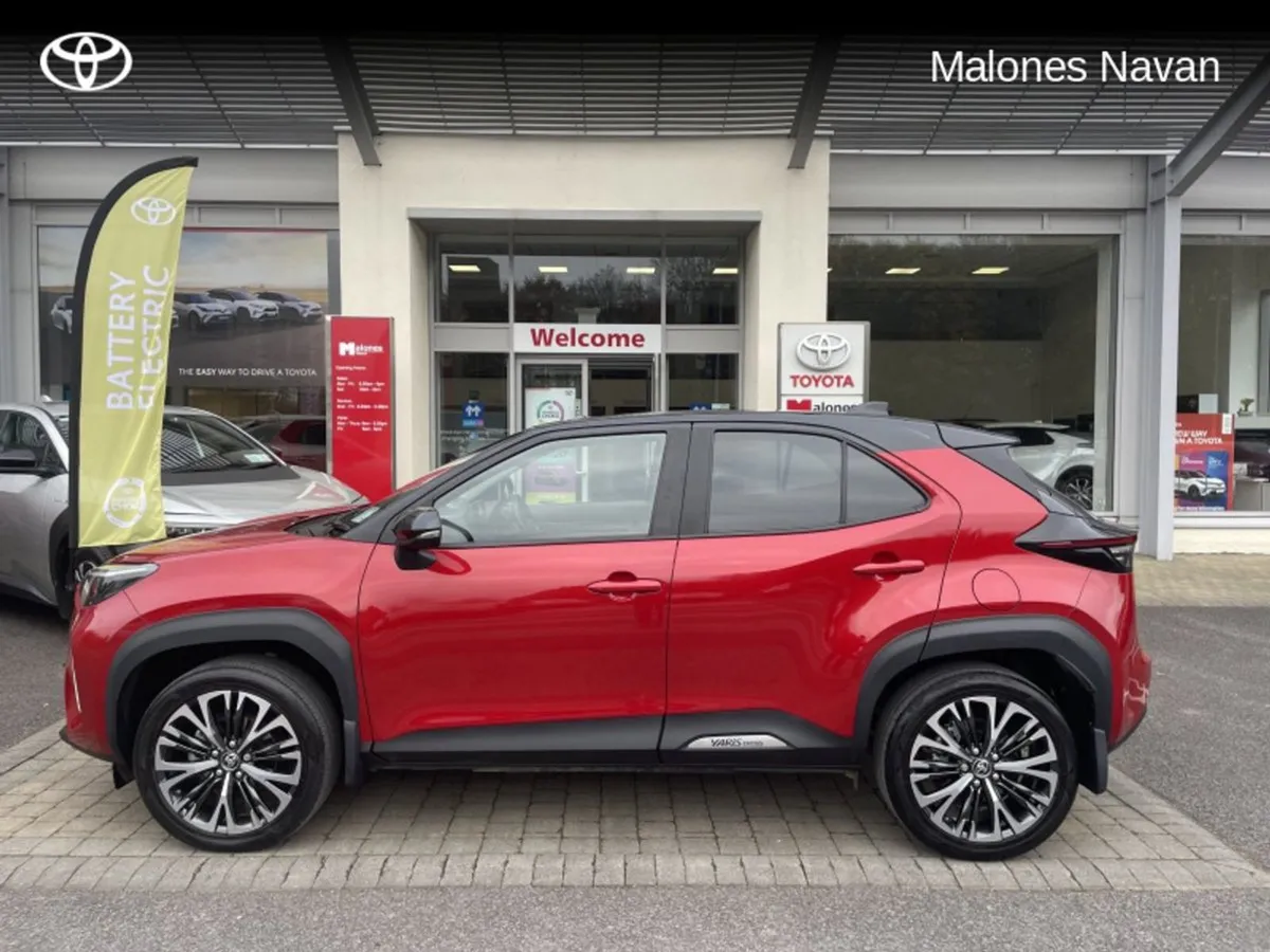 Toyota Yaris Cross SOL 4DR Auto - Image 4