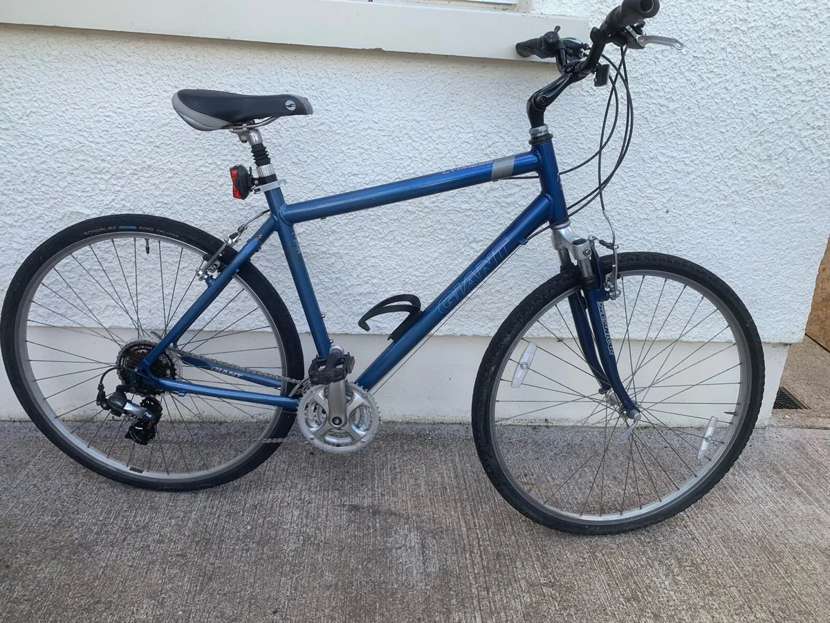 Giant Cypress Large 28 inch wheels 21 speed for sale in Co. Cork for 170 on DoneDeal