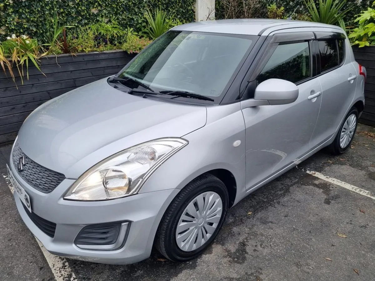 Suzuki Swift 1.2 Petrol Auto / Tax  180 (162).  f - Image 2