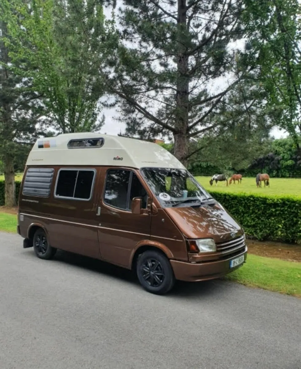 Camper van Ford Transit Vintage Restored - Image 1
