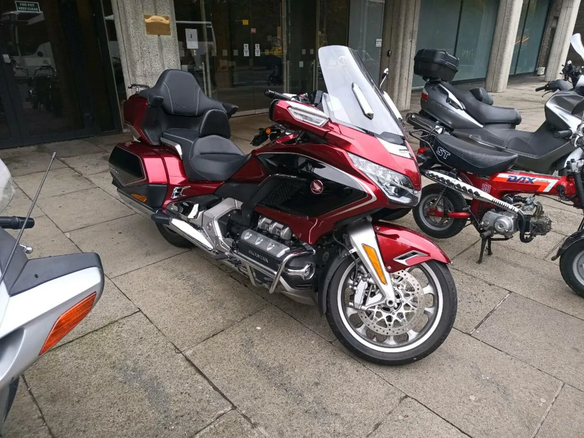 Honda Goldwing GL1800 - Image 1