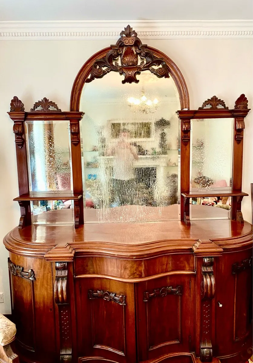 Mahogany sideboard - Image 2