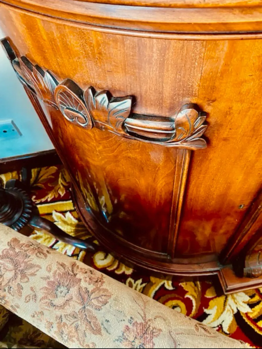 Mahogany sideboard - Image 4
