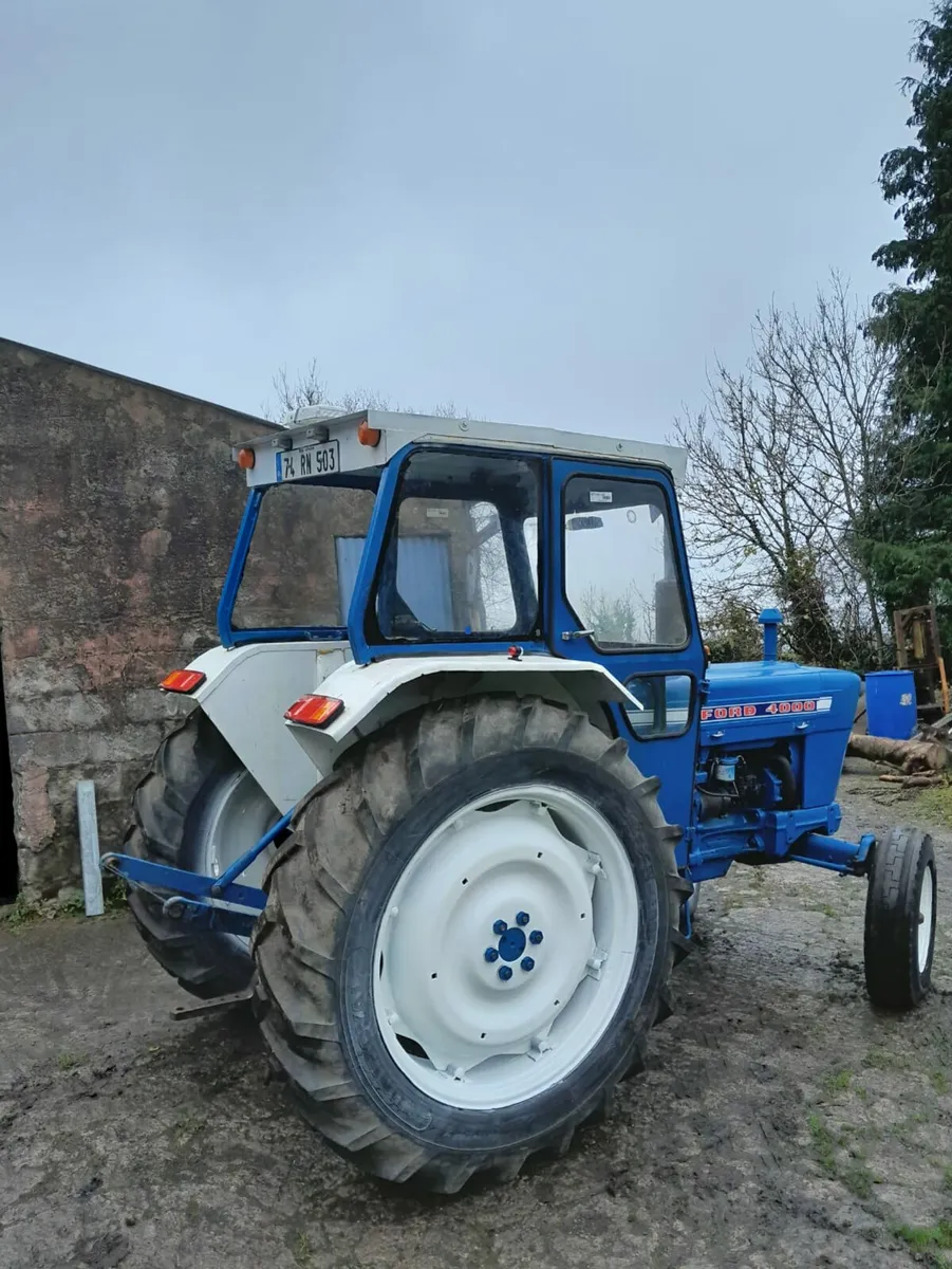 Ford 4000 - Image 2