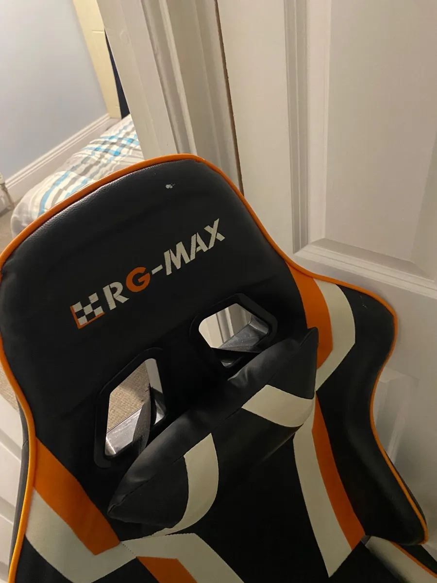 Rg max gaming chair hotsell