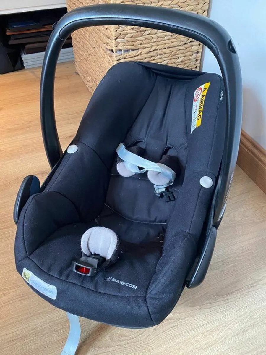 Maxi Cosi Pebble Plus and Pearl 2 Way for sale in Co. Dublin for 140 on DoneDeal