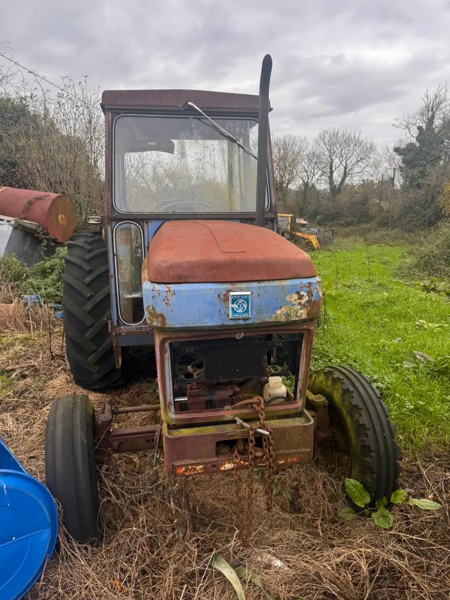 Leyland 272, Ferguson 35, john Deere 2140 - Image 1