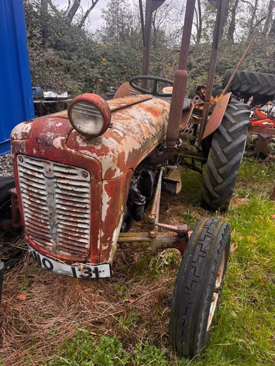 Leyland 272, Ferguson 35, john Deere 2140 - Image 4