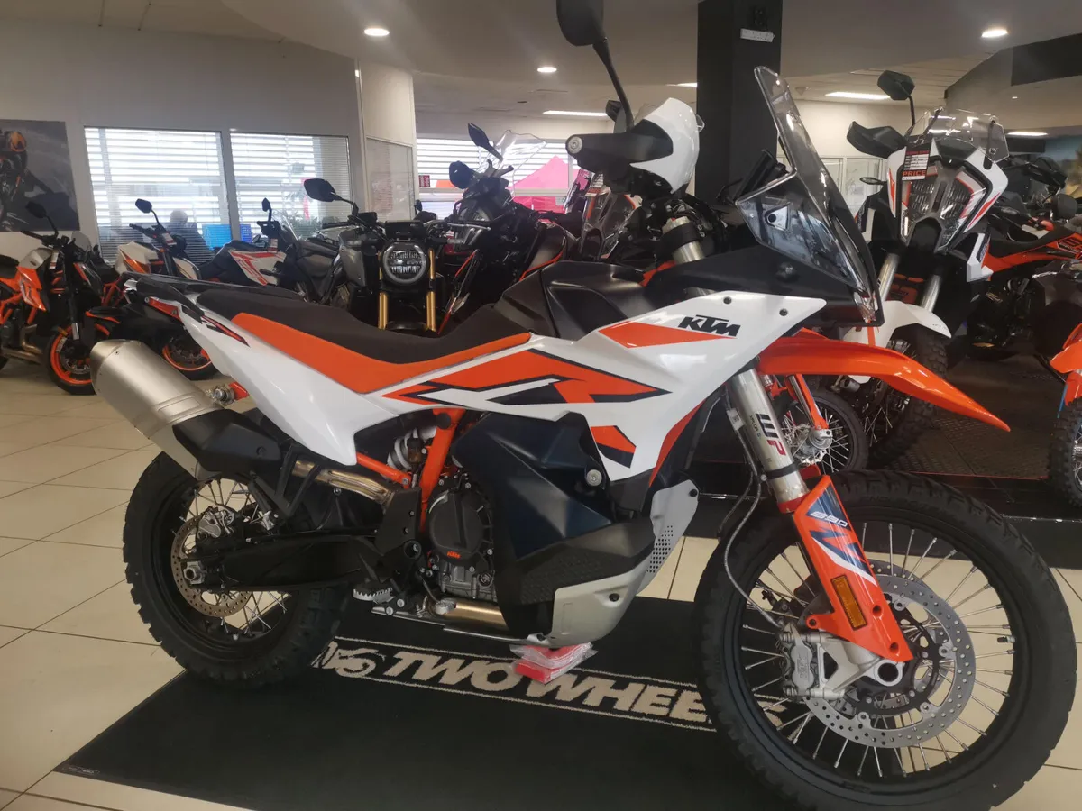 KTM 890 ADVENTURE R**Ex Demo**with Tech Pack** - Image 1