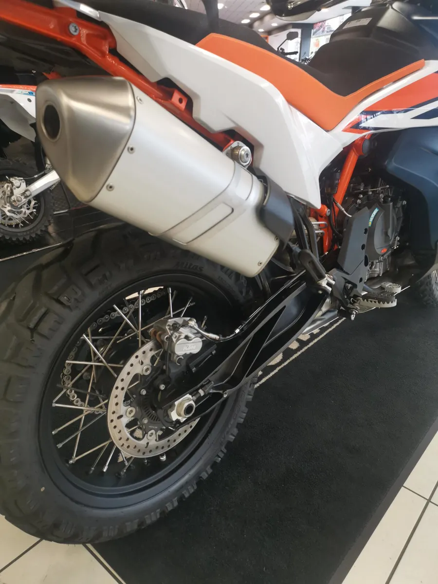 KTM 890 ADVENTURE R**Ex Demo**with Tech Pack** - Image 4