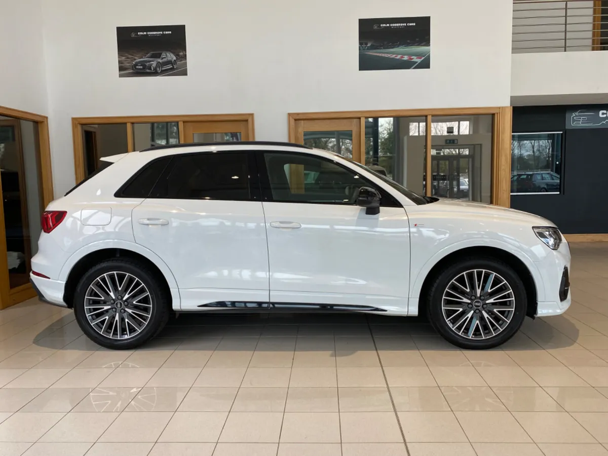 Audi Q3 2022 - Image 2