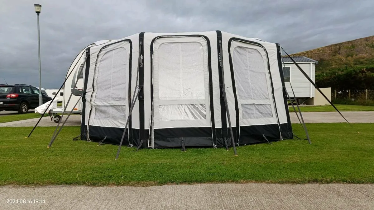 Vango kalari 420 Air Awning - Image 2