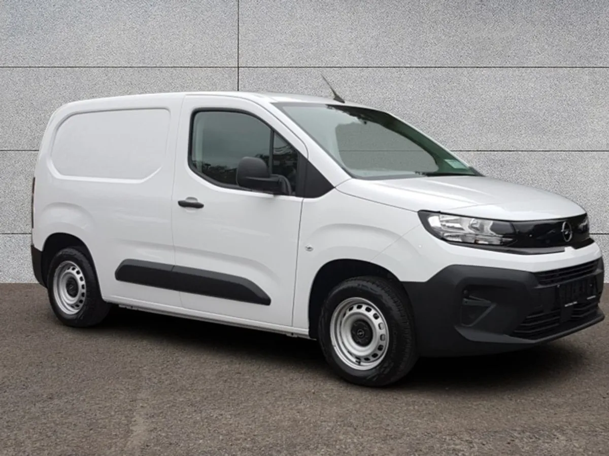 Opel Combo L1h1 New Model Combo Komfort 1.05d 6 S - Image 1