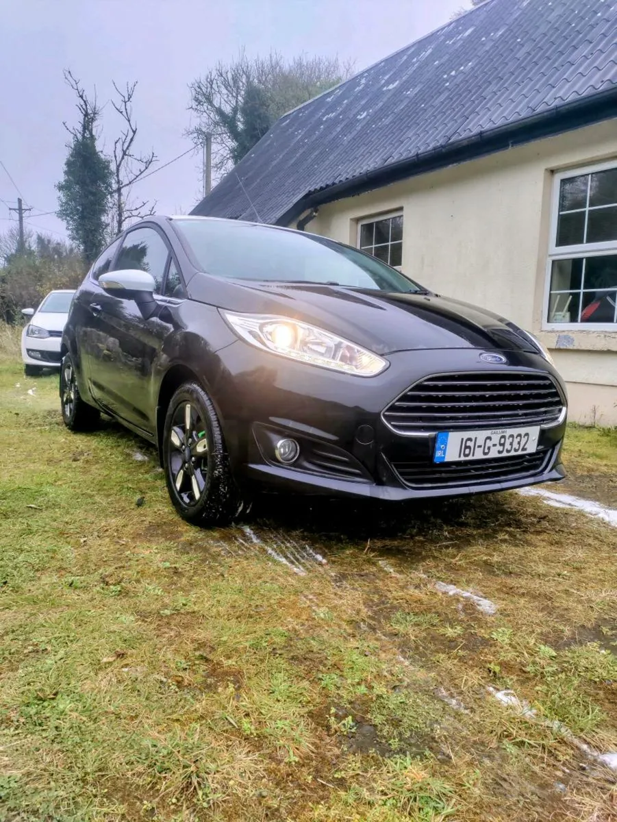 2016 Ford Fiesta Zetec Black Edition - Image 1