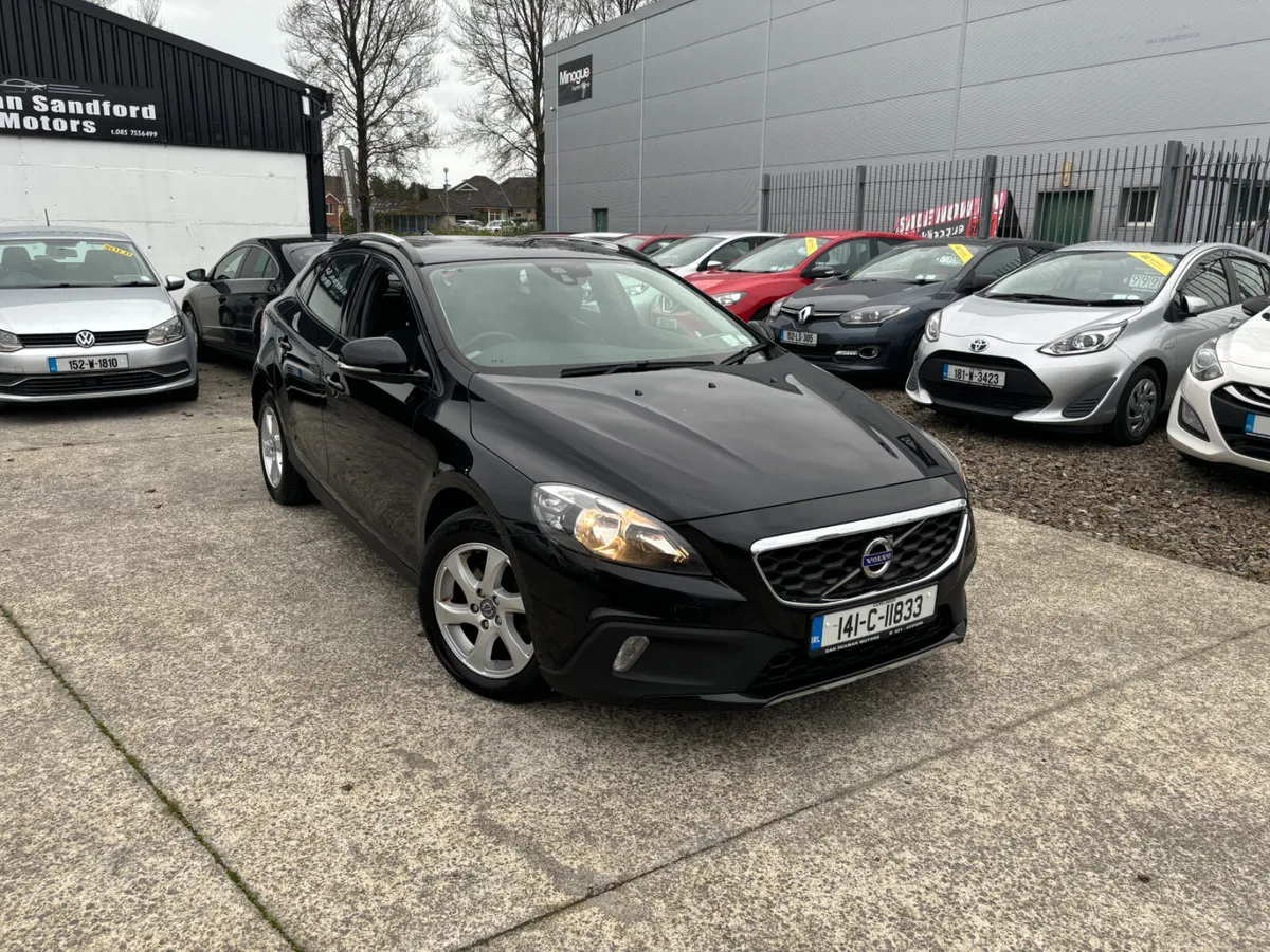 2014 Volvo V40 - Diesel - Low Miles - Image 3