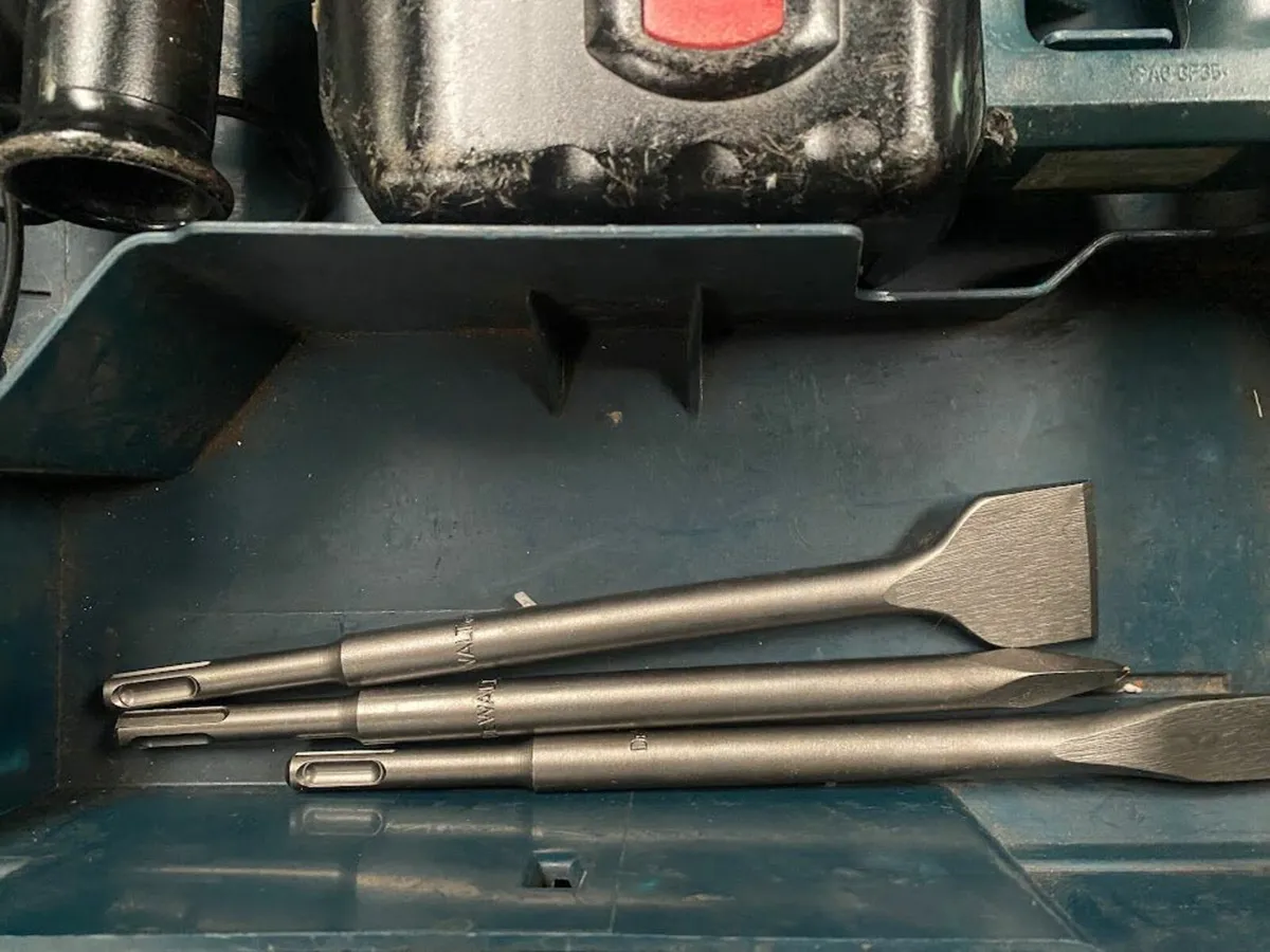 Bosch 24 Volt Drill - Image 3