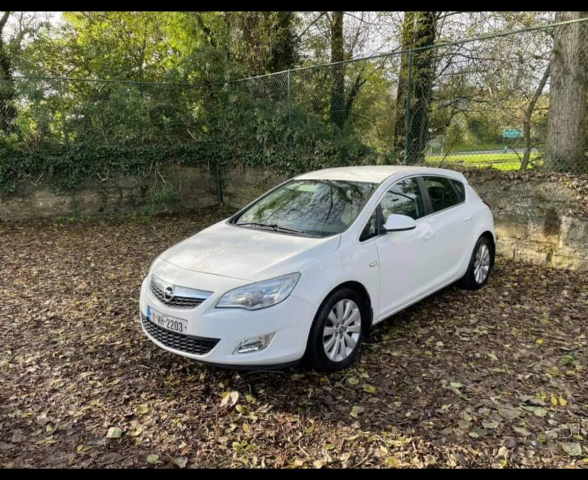 Opel Astra 1.7 - Image 1