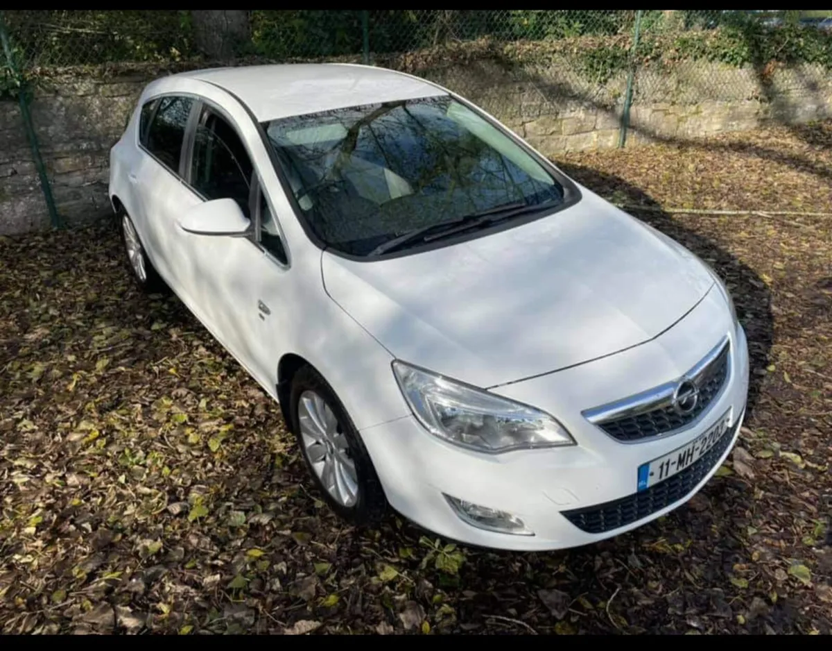 Opel Astra 1.7 - Image 2