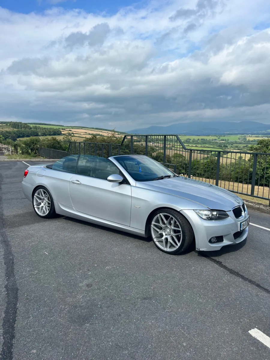 Bmw 3-series Hard Top Convertible - Image 1